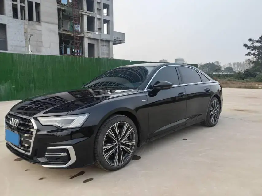 2023 AUDI A6L view 1