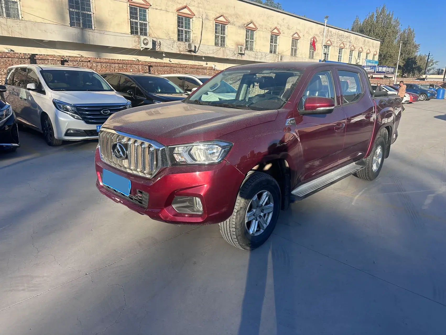 2017 MAXUS T60 view 1