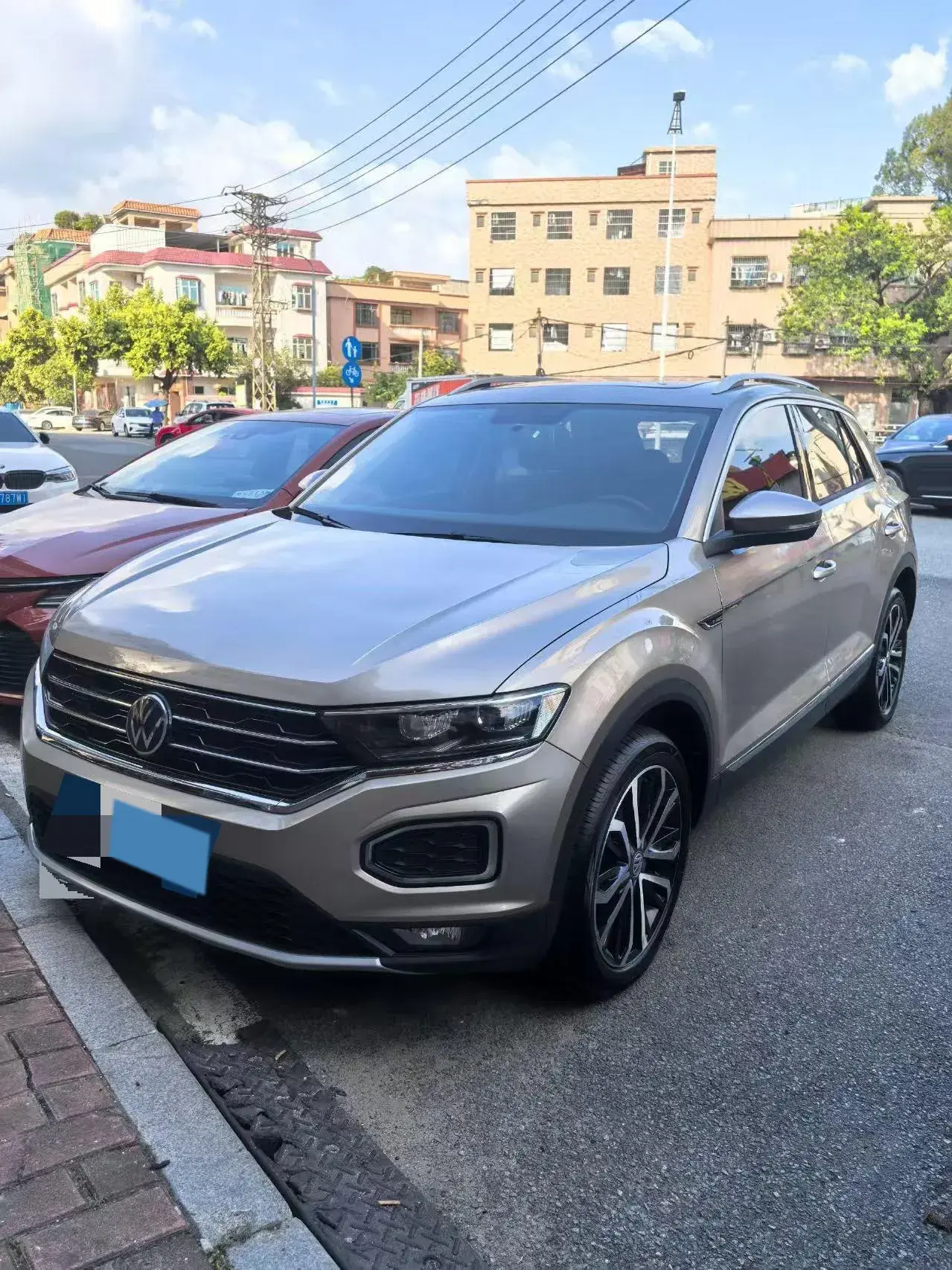 2020 VOLKSWAGEN T-ROC view 1