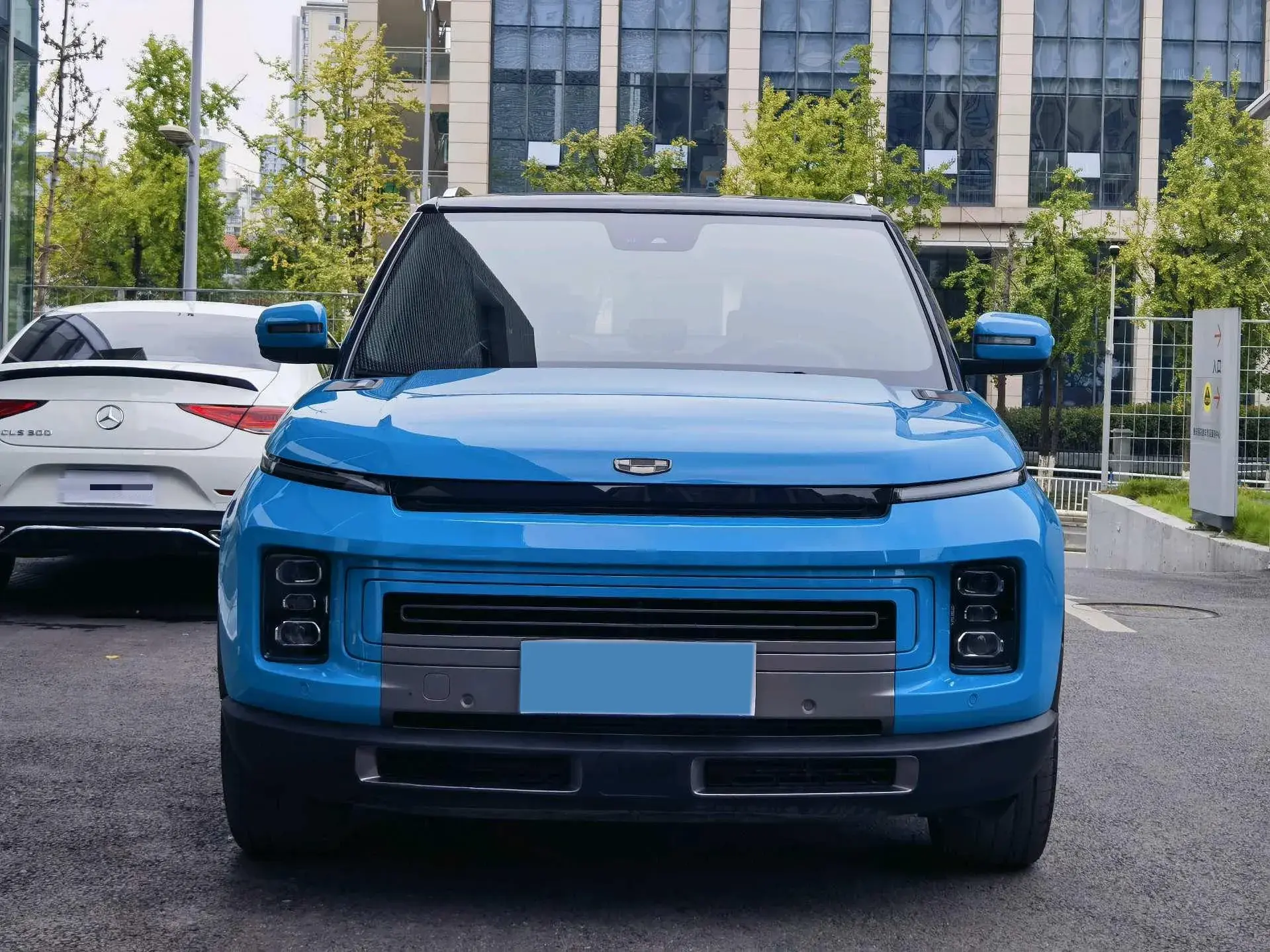 2020 GEELY ICON thumbnail 2