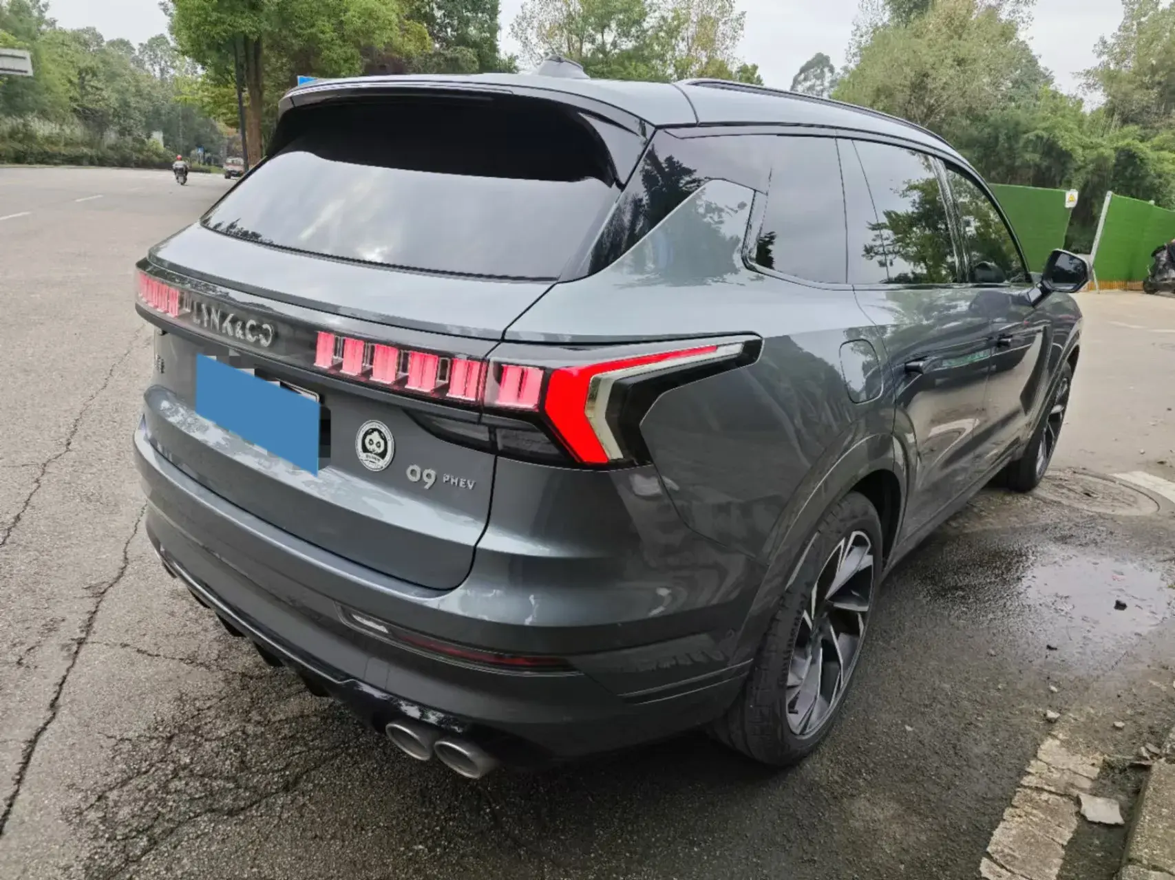 2021 LYNK&CO 09 thumbnail 2