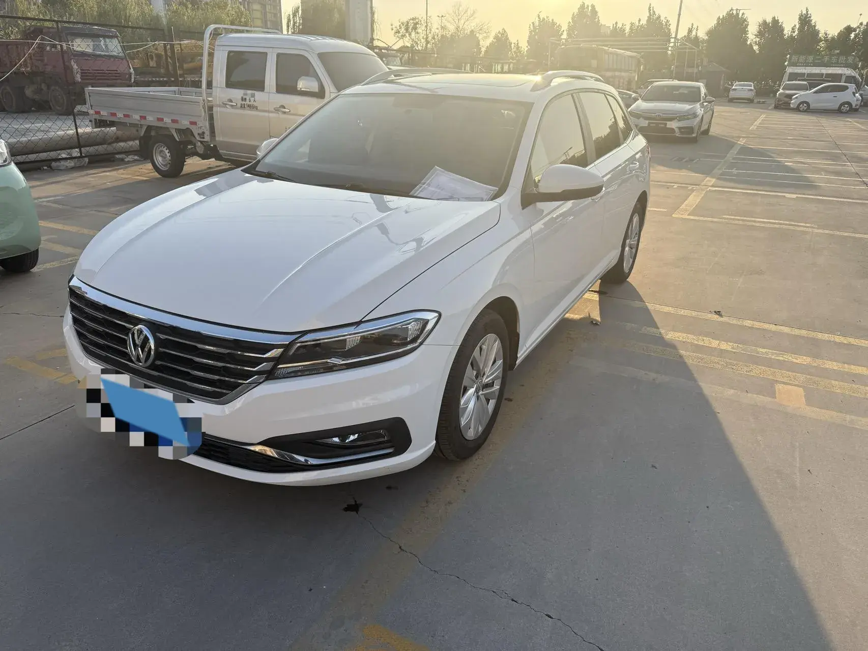 2019 VOLKSWAGEN LAVIDA view 1