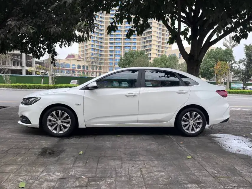 2020 CHEVROLET MONZA thumbnail 4