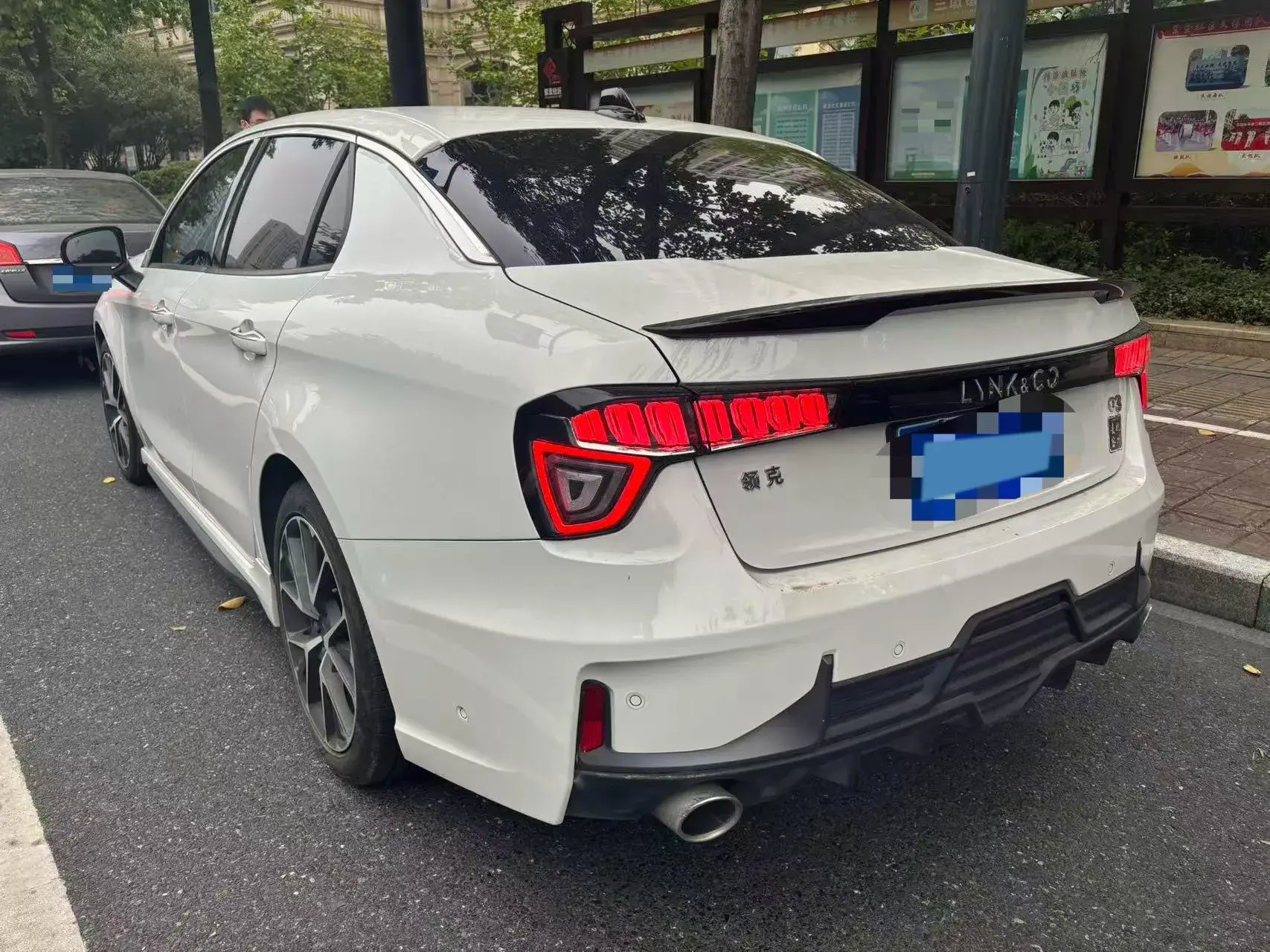 2020 LYNK&CO 03 thumbnail 2