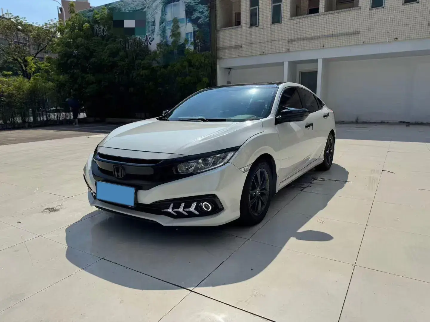 2019 HONDA CIVIC view 1