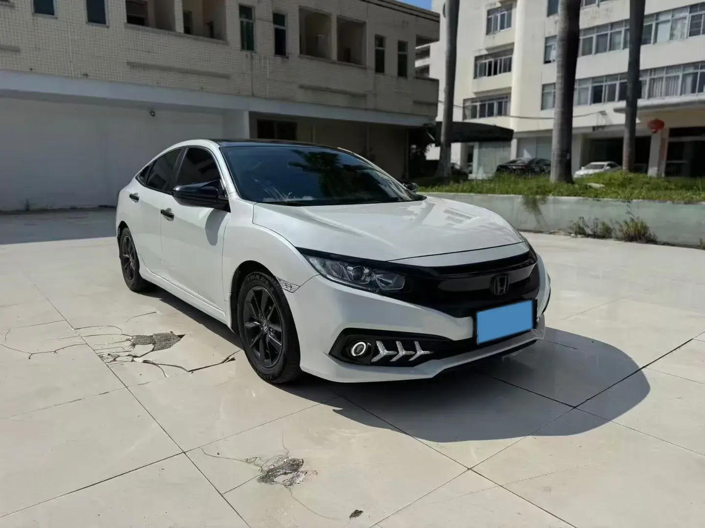 2019 HONDA CIVIC thumbnail 2