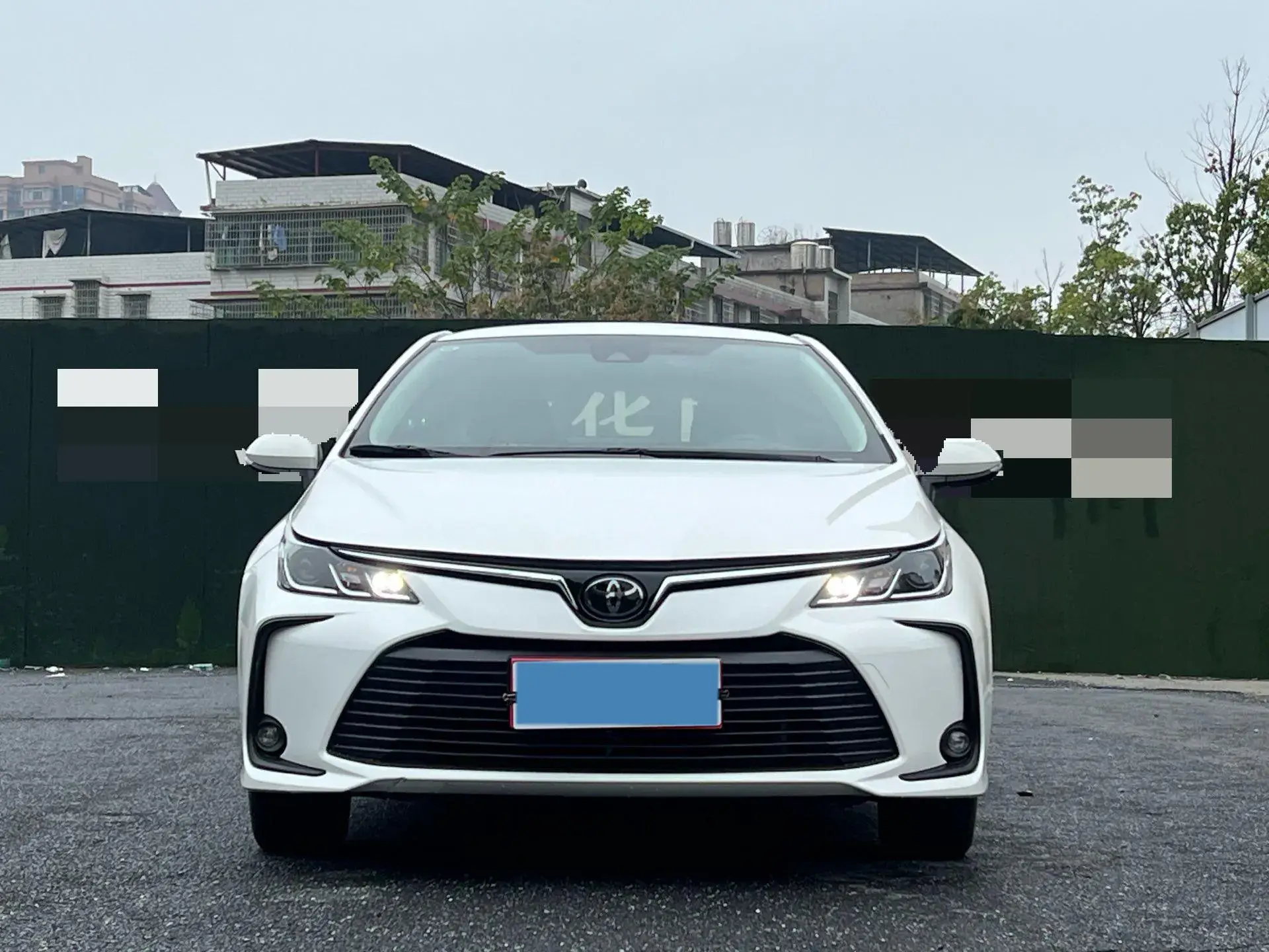 2021 TOYOTA COROLLA thumbnail 3