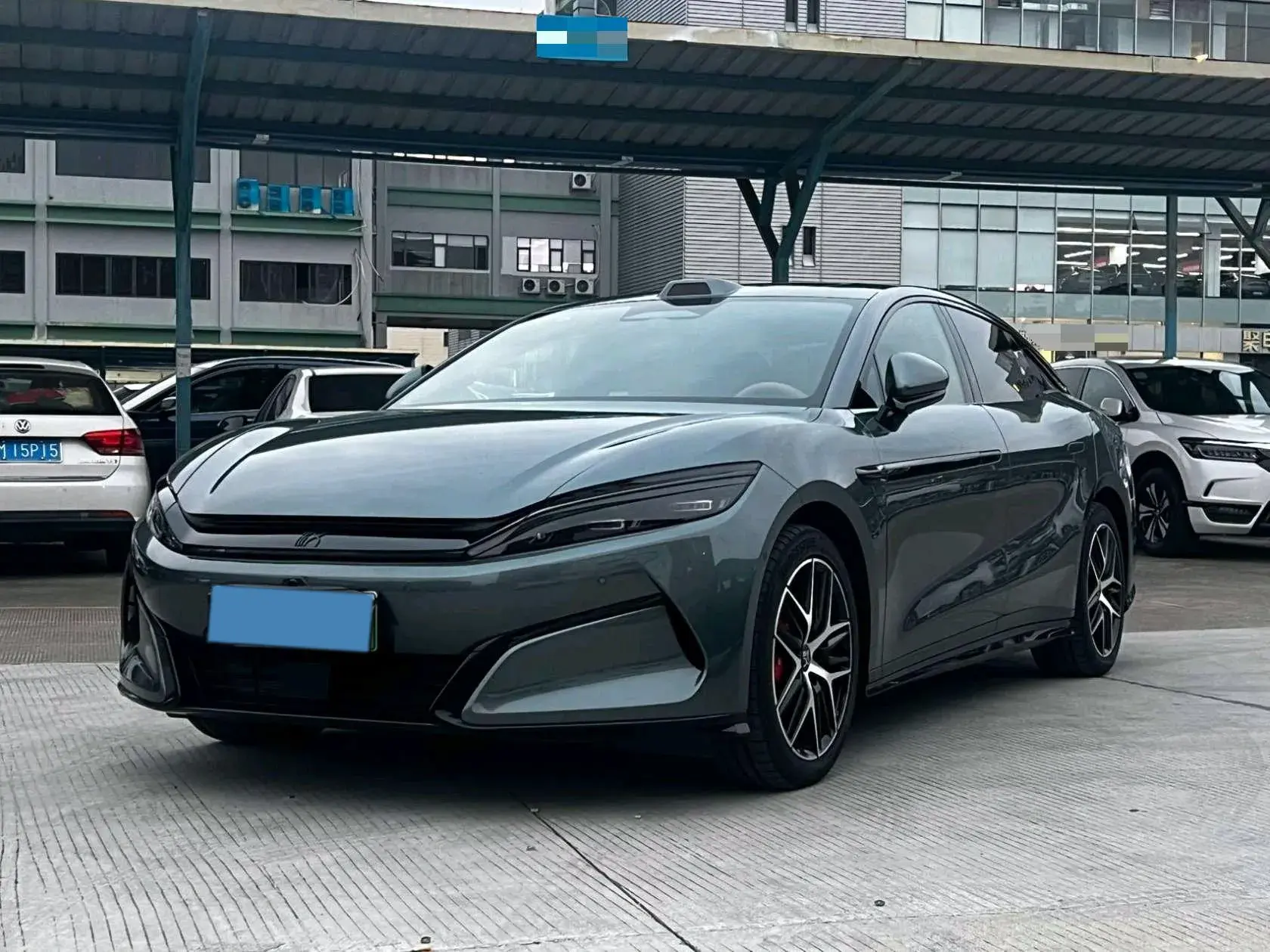 2025 BYD HANL view 1