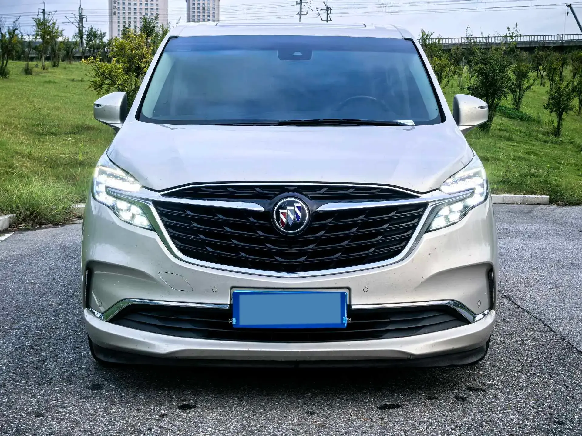 2022 BUICK GL8 thumbnail 2