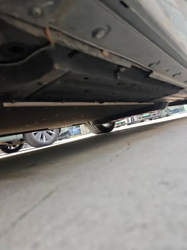 2023 LI L8 thumbnail 2