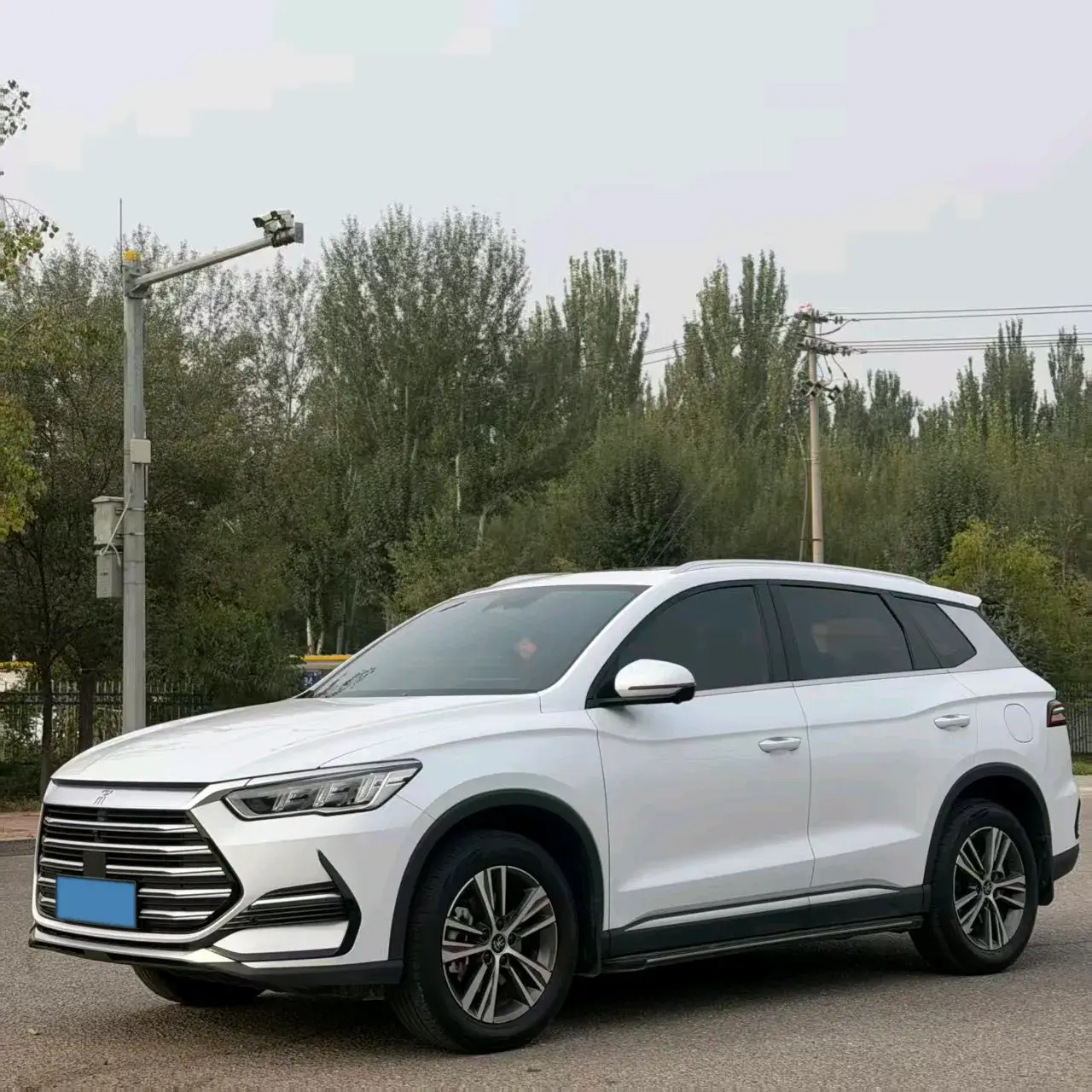 2022 BYD SONG view 1