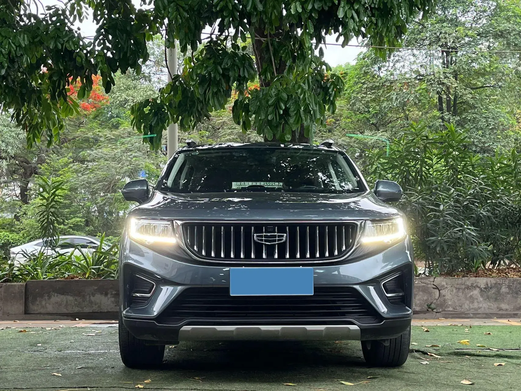 2022 GEELY OKAVANGO thumbnail 2