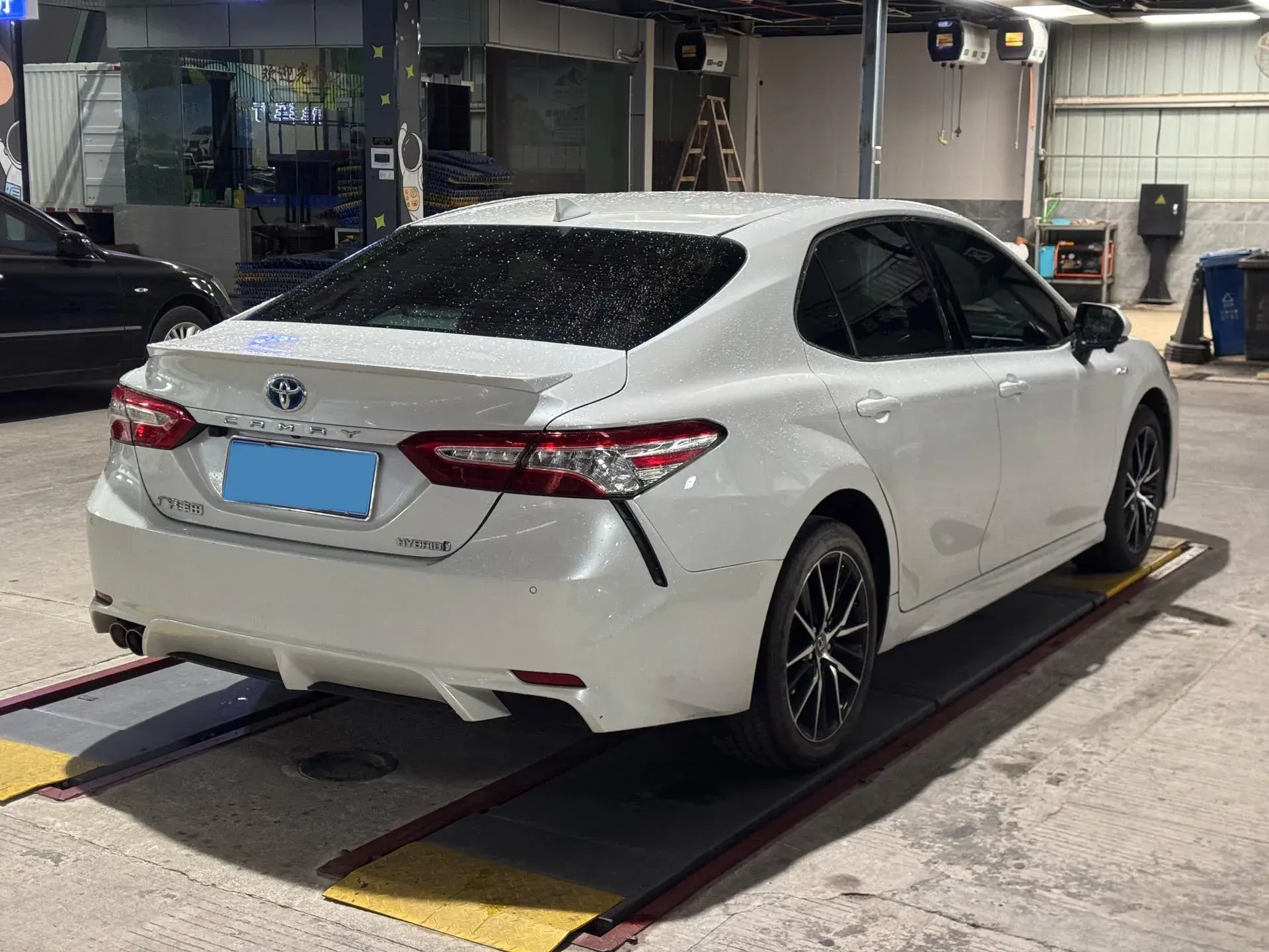 2021 TOYOTA CAMRY thumbnail 3