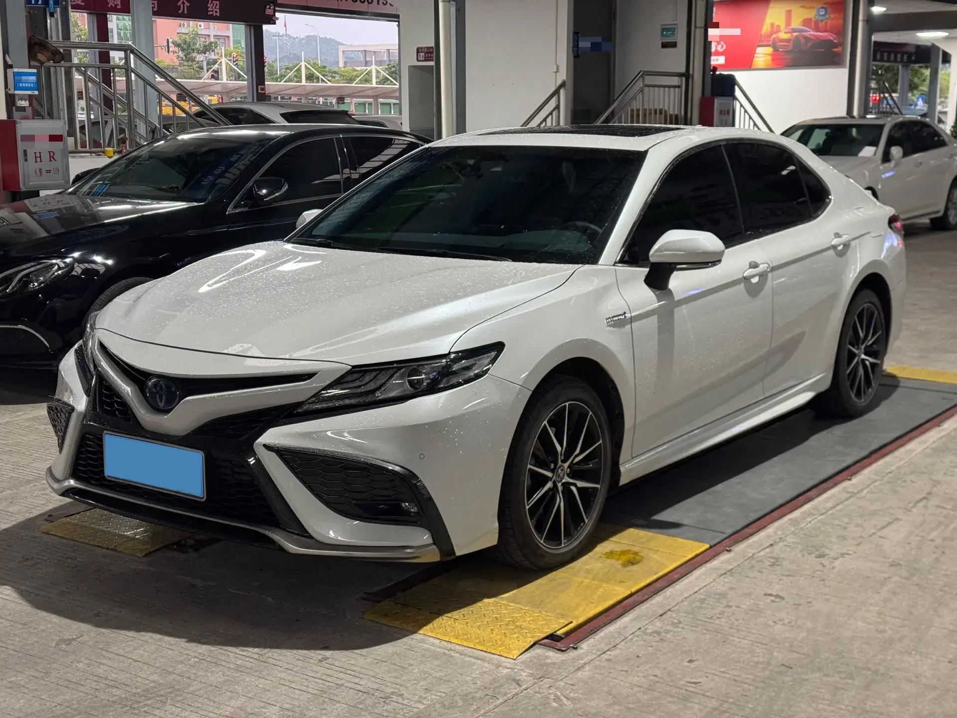 2021 TOYOTA CAMRY view 1