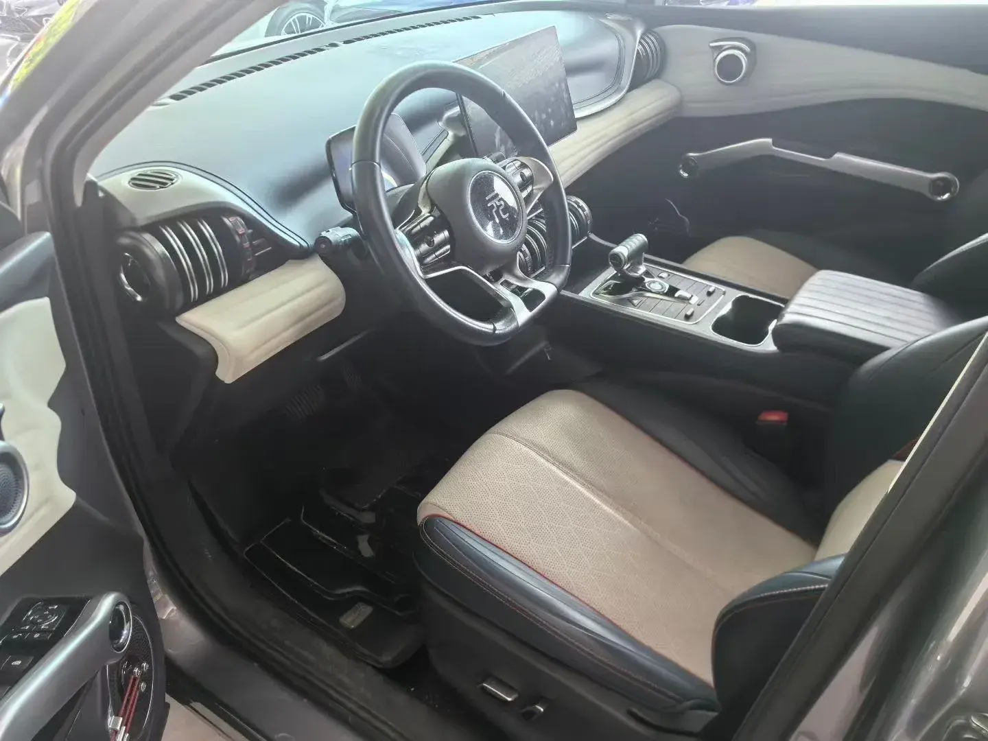 2023 BYD YUAN thumbnail 2