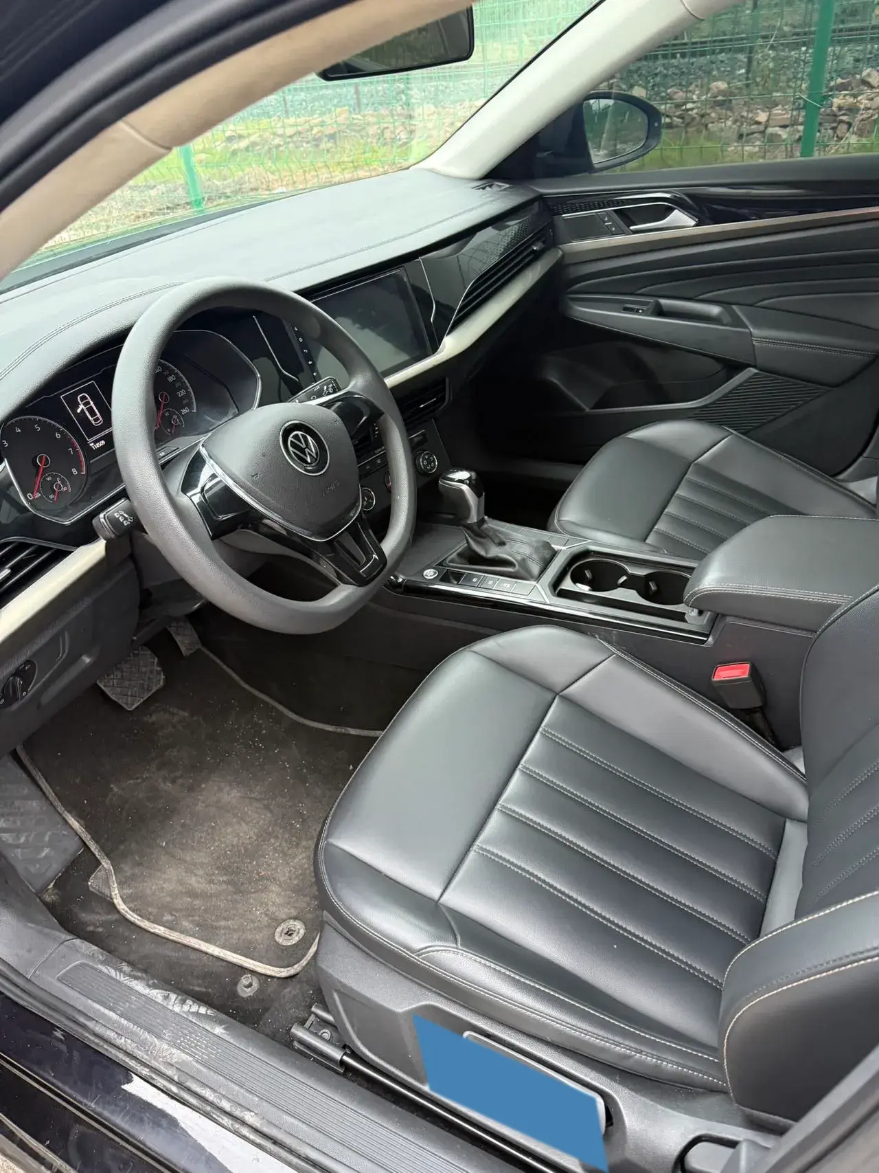 2020 VOLKSWAGEN PASSAT thumbnail 3