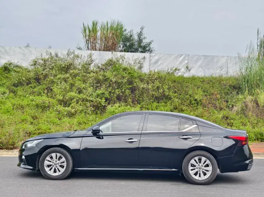 2021 NISSAN TEANA thumbnail 2