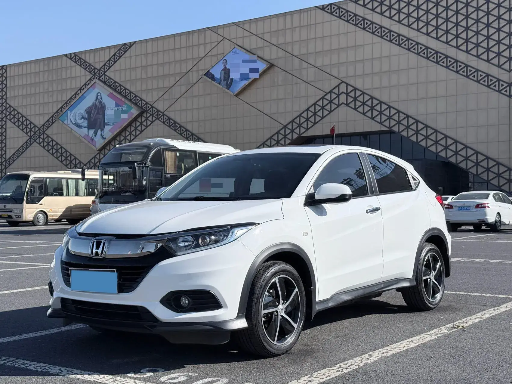 2022 HONDA VEZEL view 1