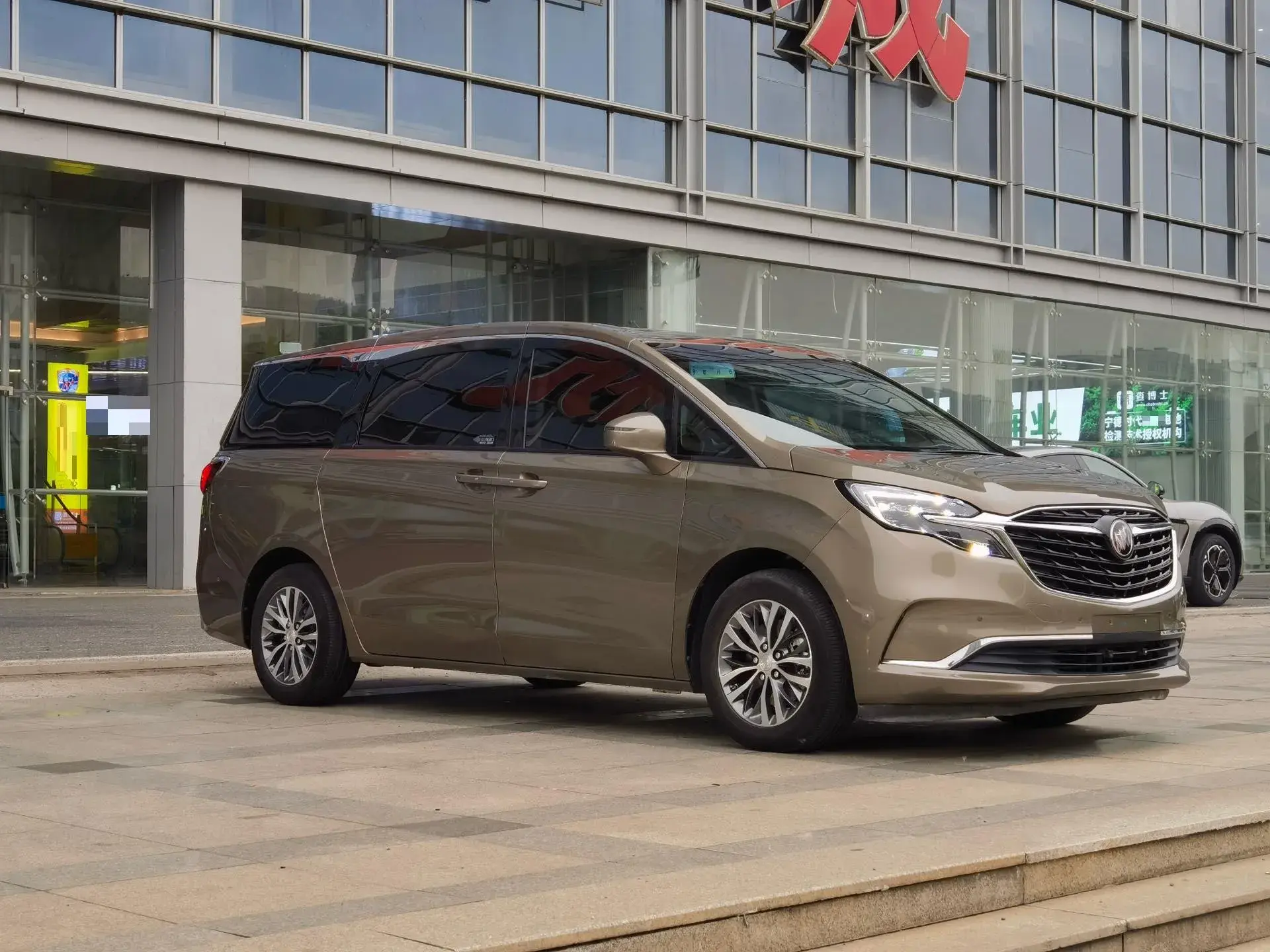 2020 BUICK GL8 thumbnail 3