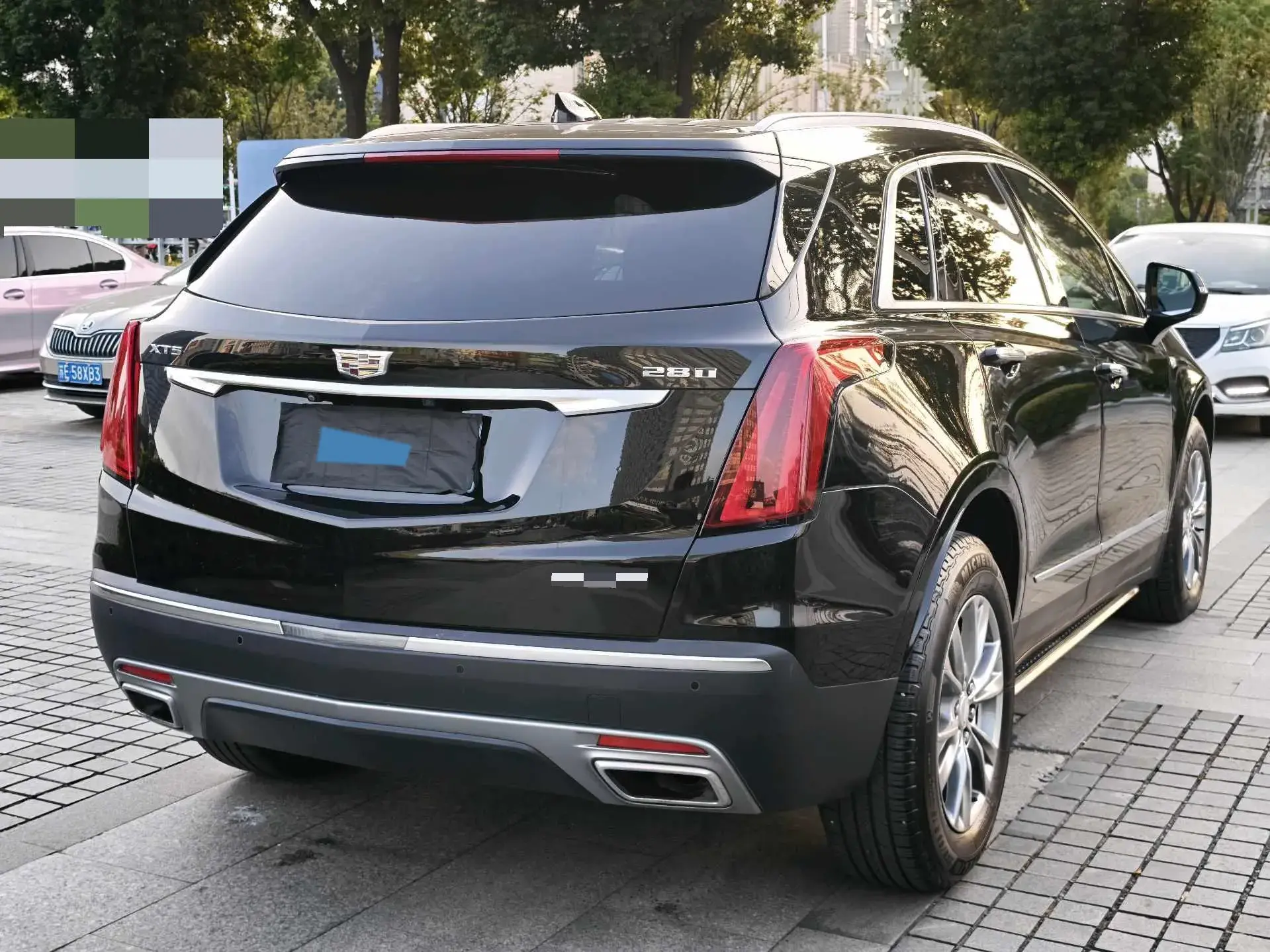 2020 CADILLAC XT5 thumbnail 4