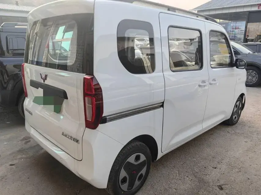 2025 WULING ZHIGUANG thumbnail 2