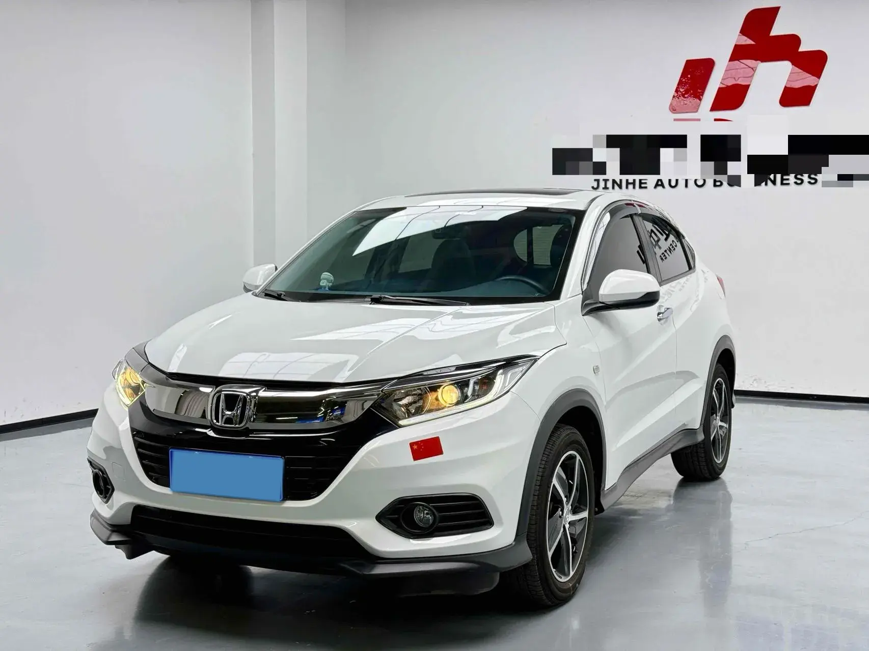 2022 HONDA VEZEL view 1