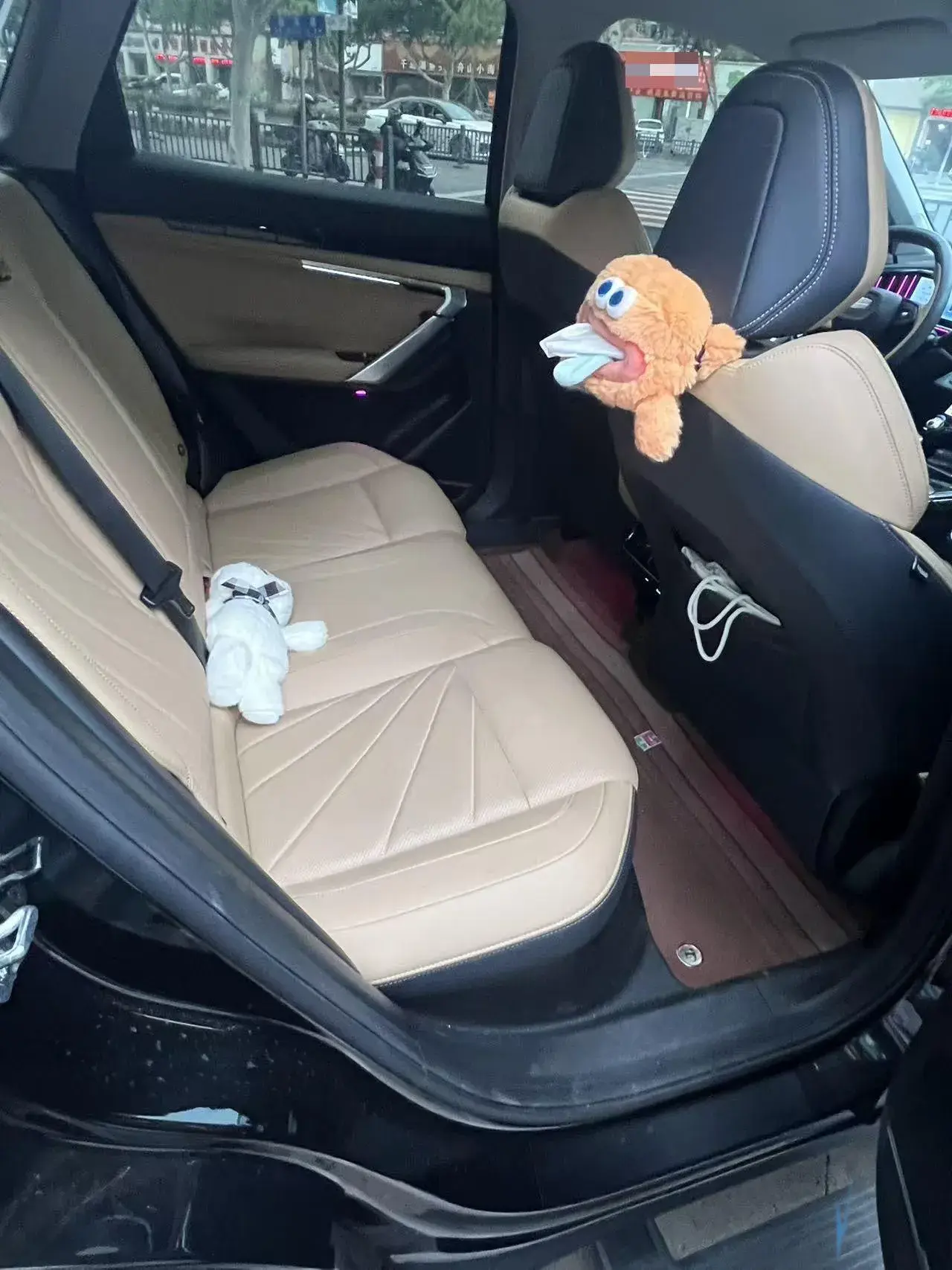 2023 GEELY STARRAY thumbnail 2