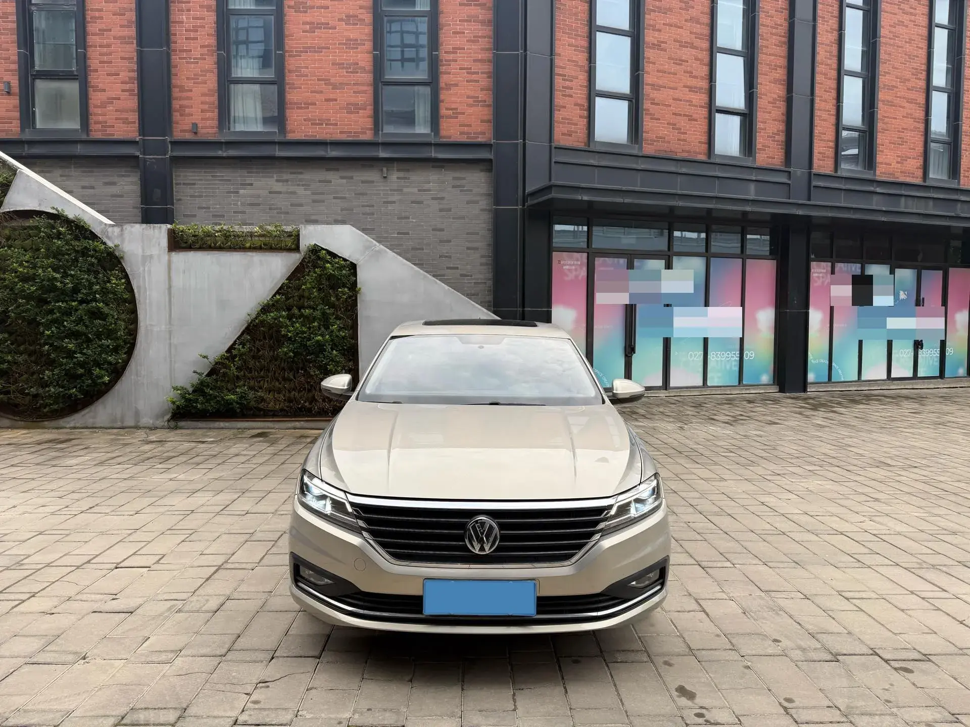2019 VOLKSWAGEN LAVIDA thumbnail 2