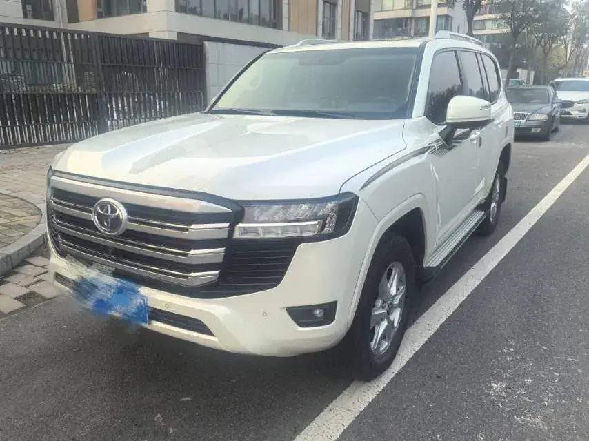 2021 CHEVROLET TRAX view 1