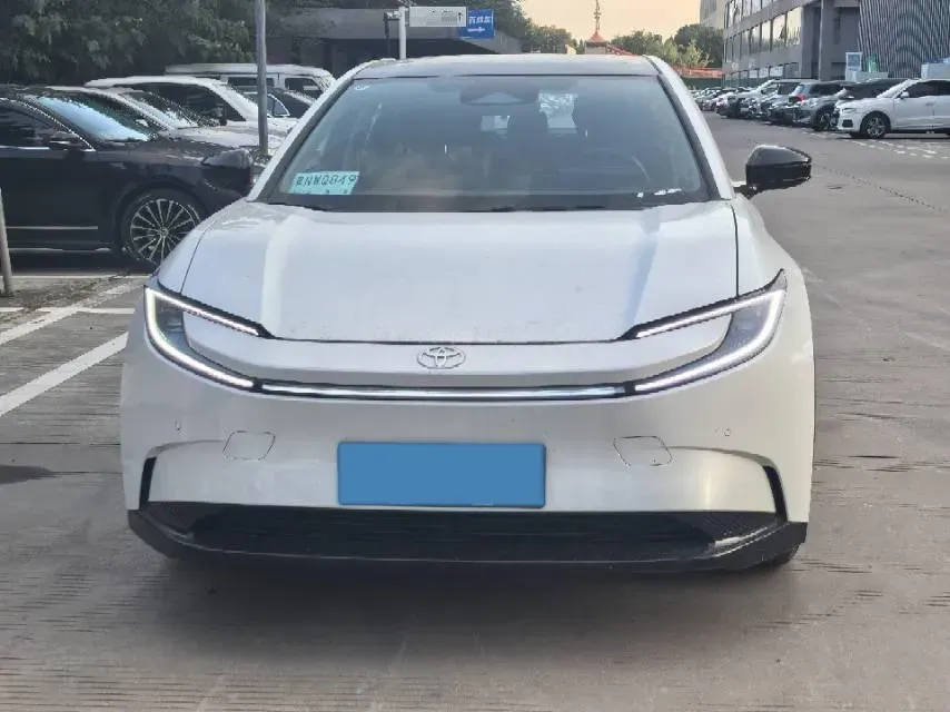 2025 Toyota bZ5 BEV,autocango,china used car exporter,china ev exporter,chinese used car exporter,chinese used ev exporter