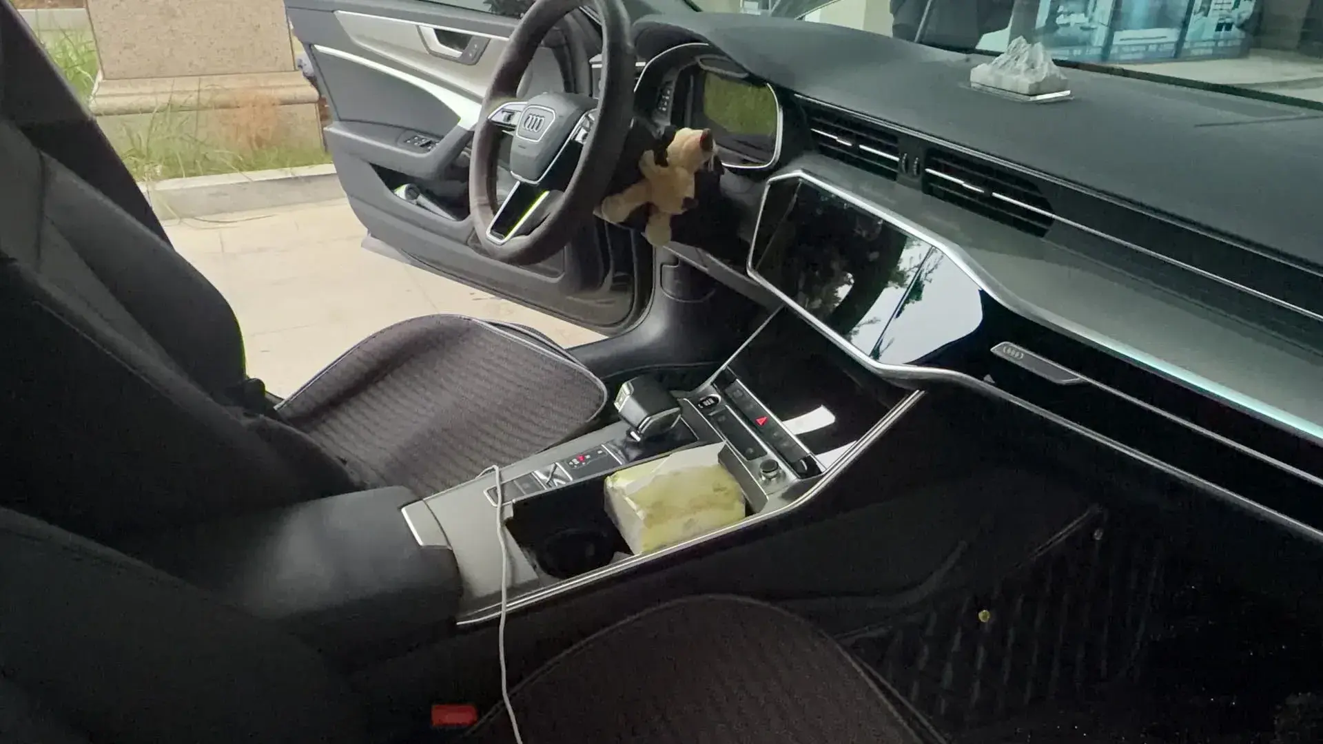 2020 AUDI A6L thumbnail 3