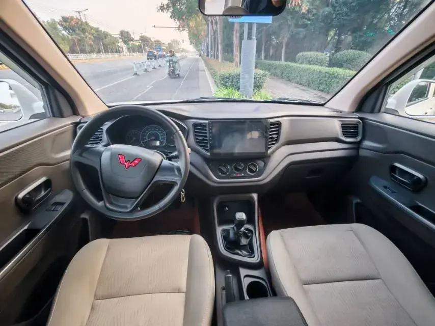 2021 WULING HONGGUANG thumbnail 4