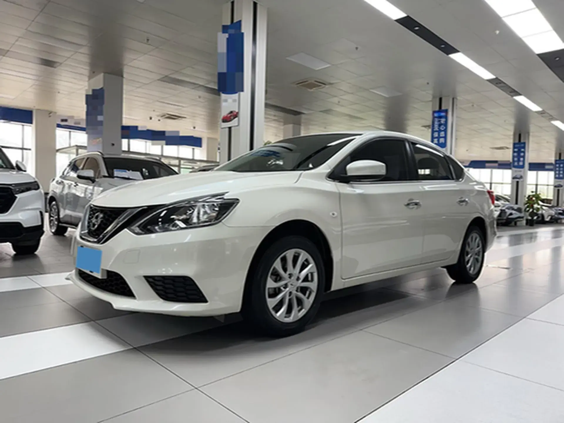 2022 NISSAN SYLPHY view 1