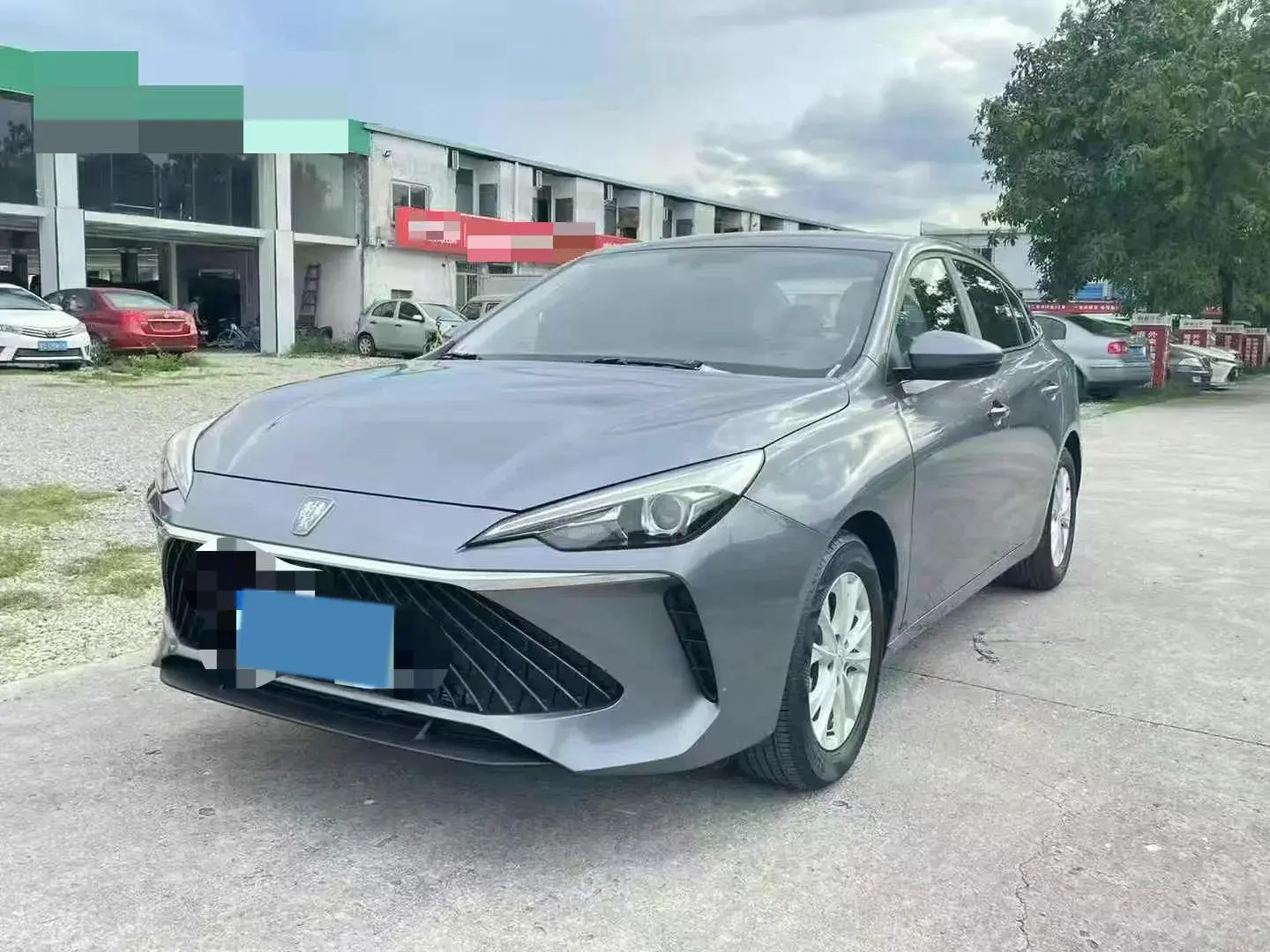 2023 ROEWE I5 view 1
