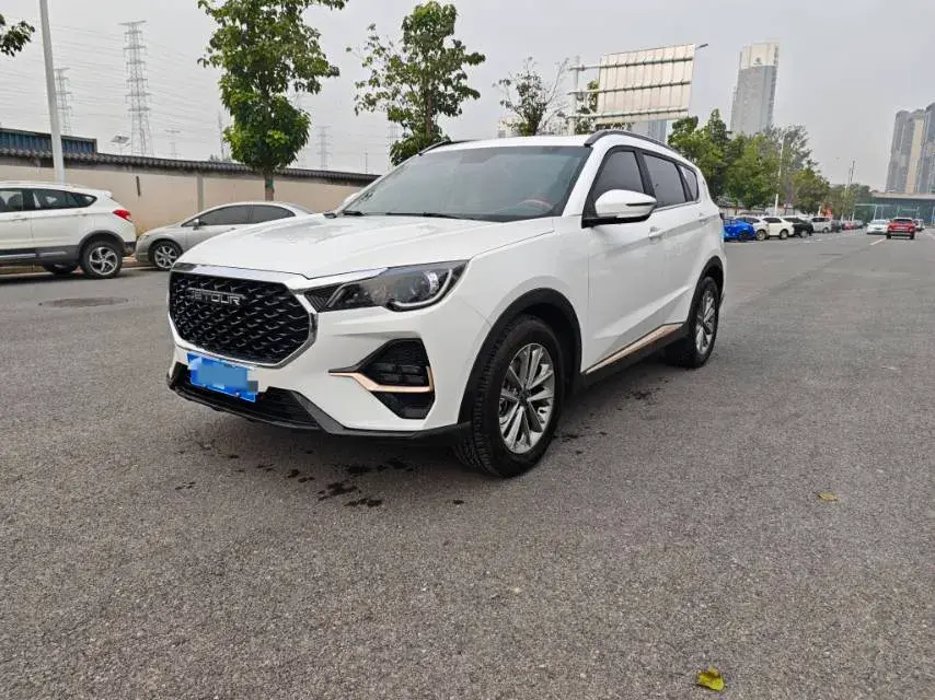 2024 JETOUR X70 view 1