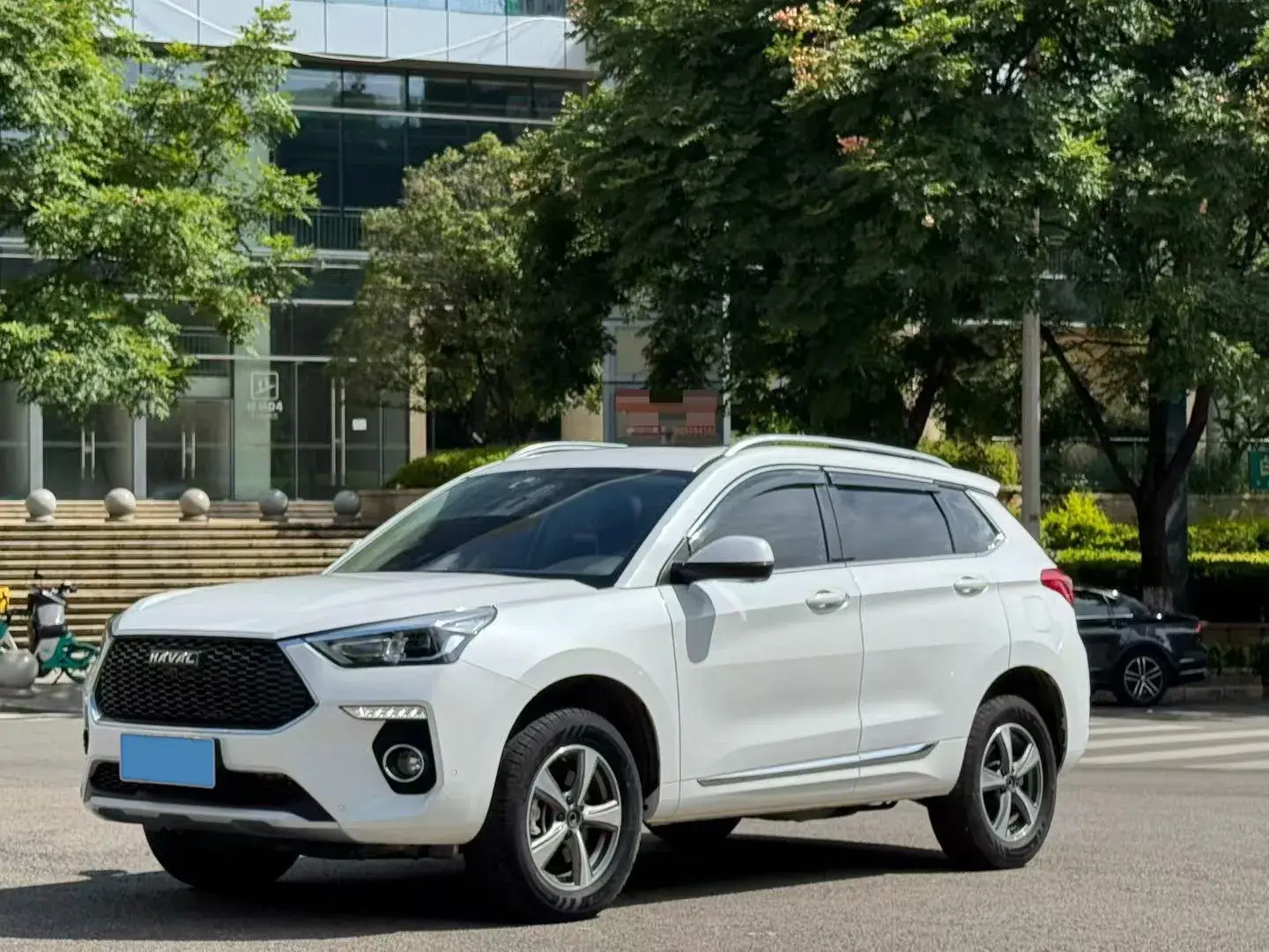 2019 HAVAL H6 view 1