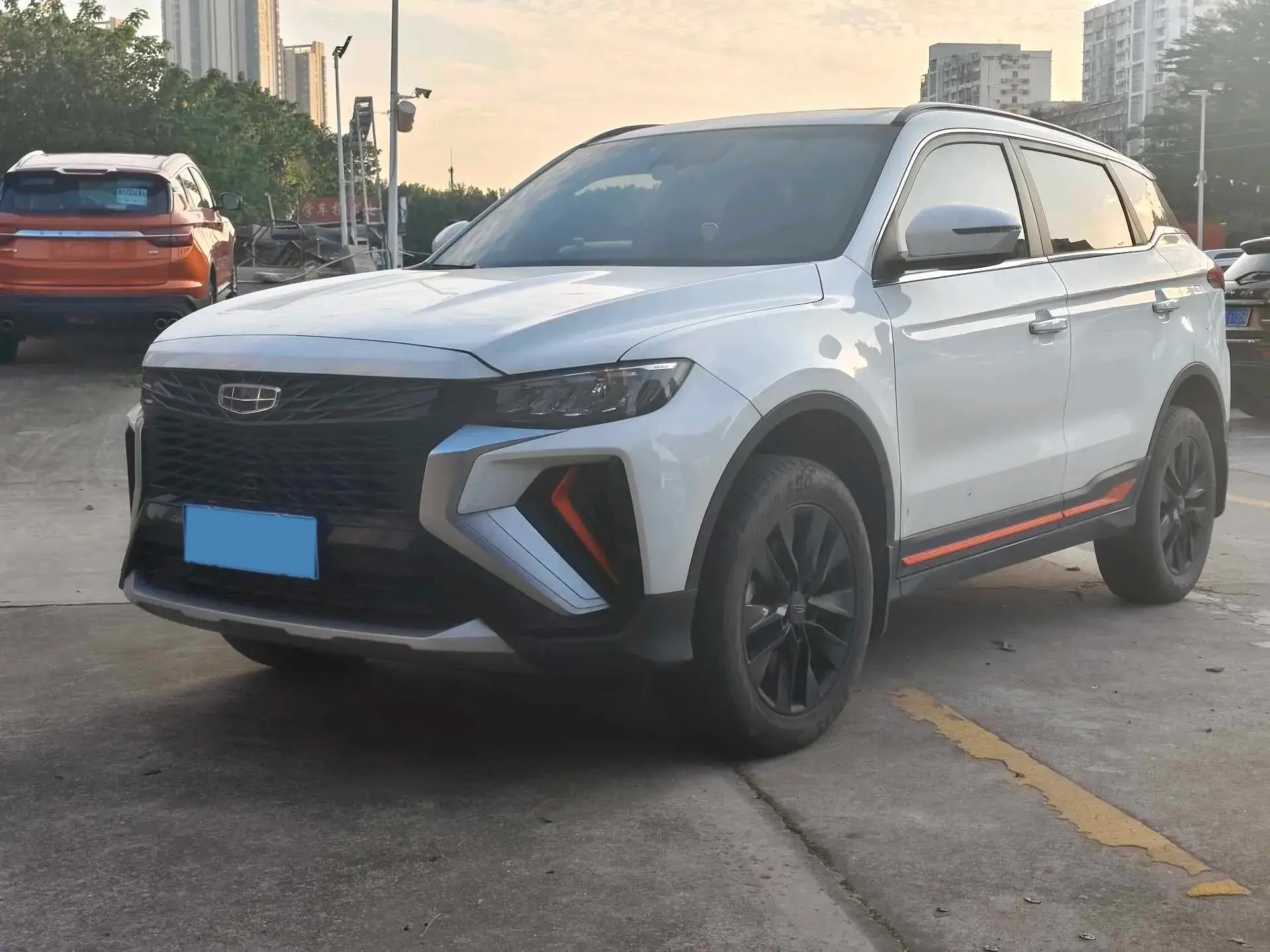 2022 GEELY AZKARRA view 1