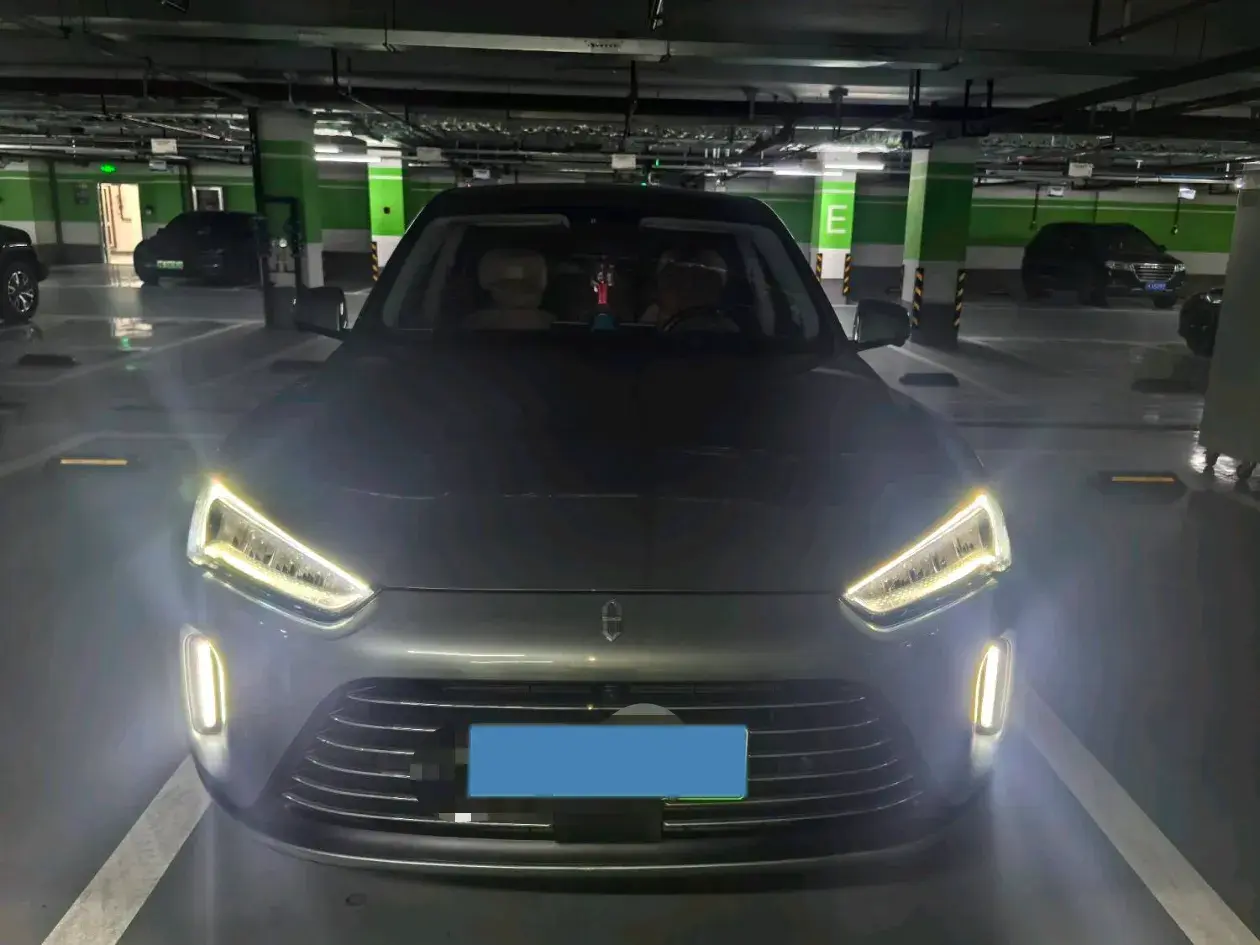 2022 AITO AITO thumbnail 2