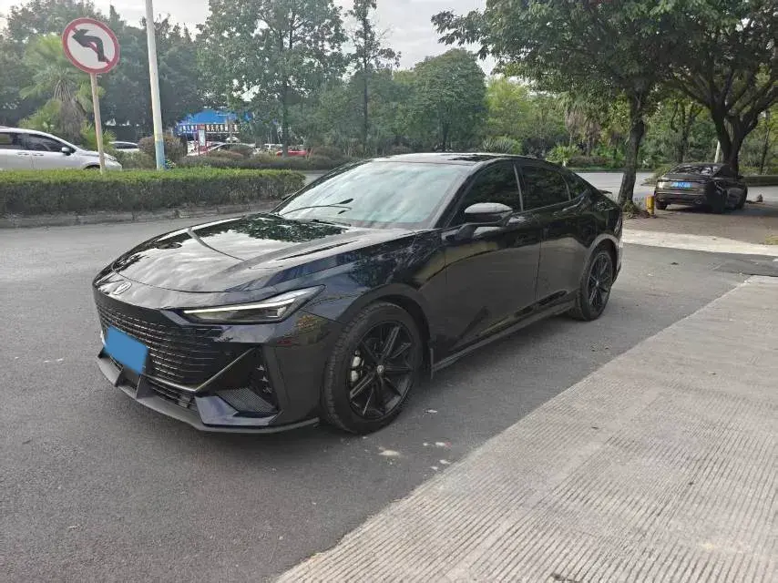 2022 CHANGAN UNI-V view 1