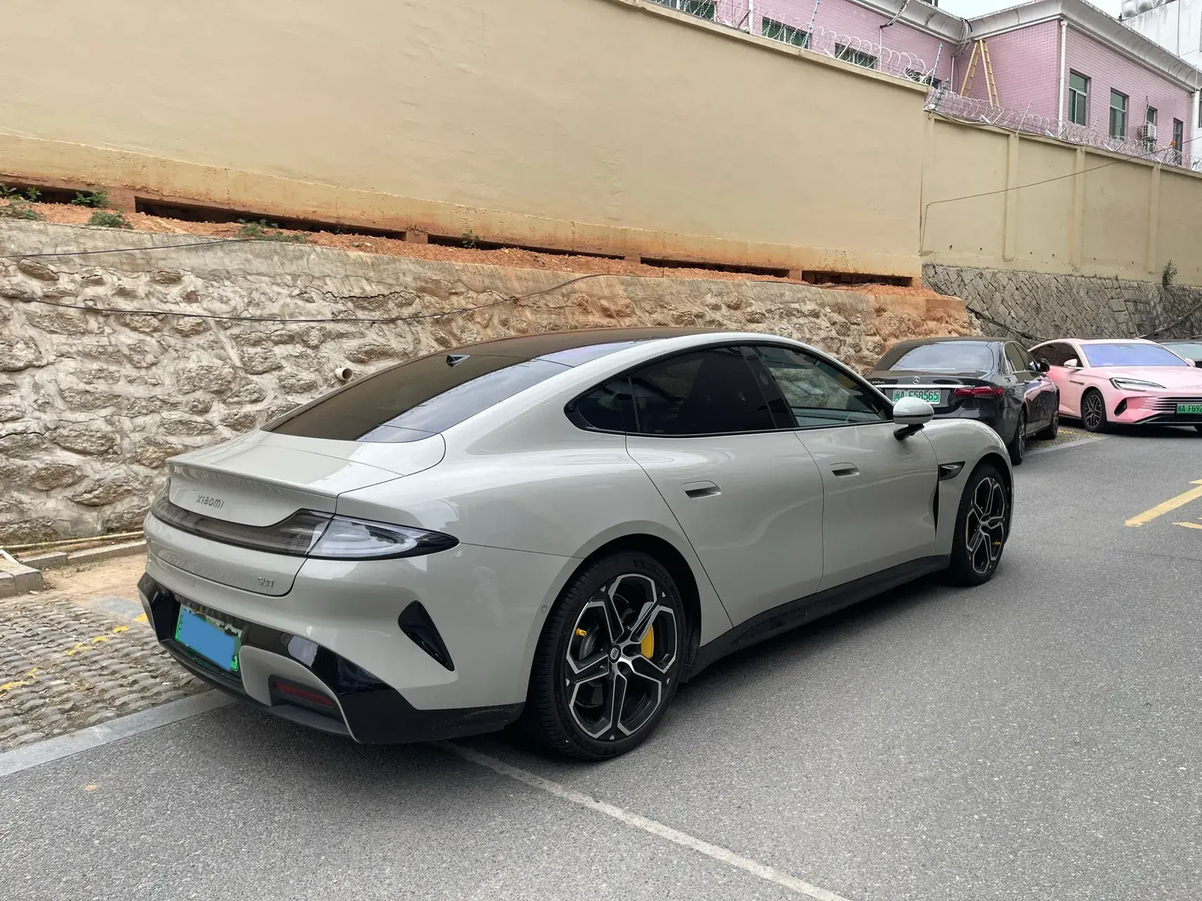 2024 MI SU7 thumbnail 4