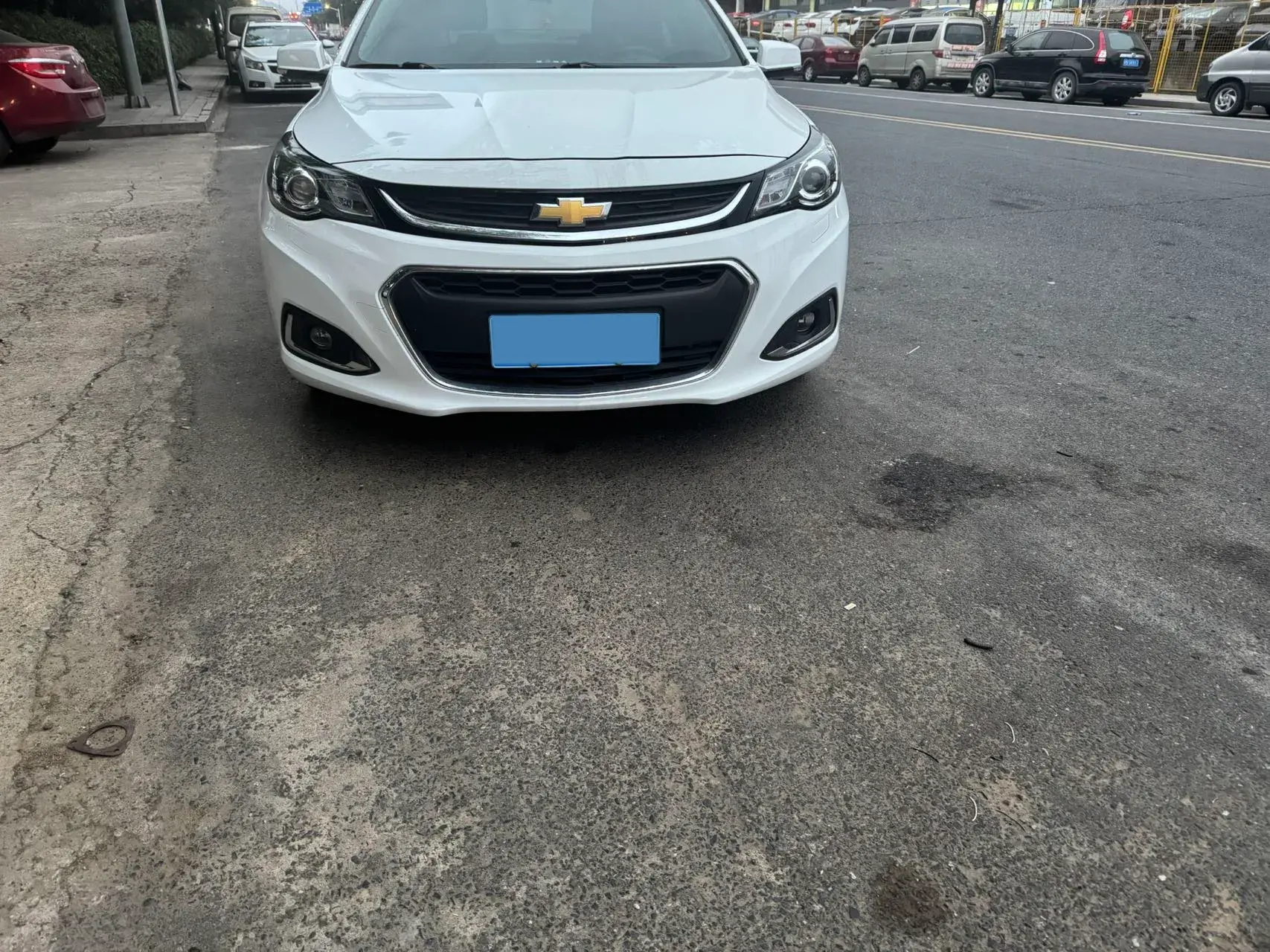 2018 CHEVROLET MALIBU thumbnail 2