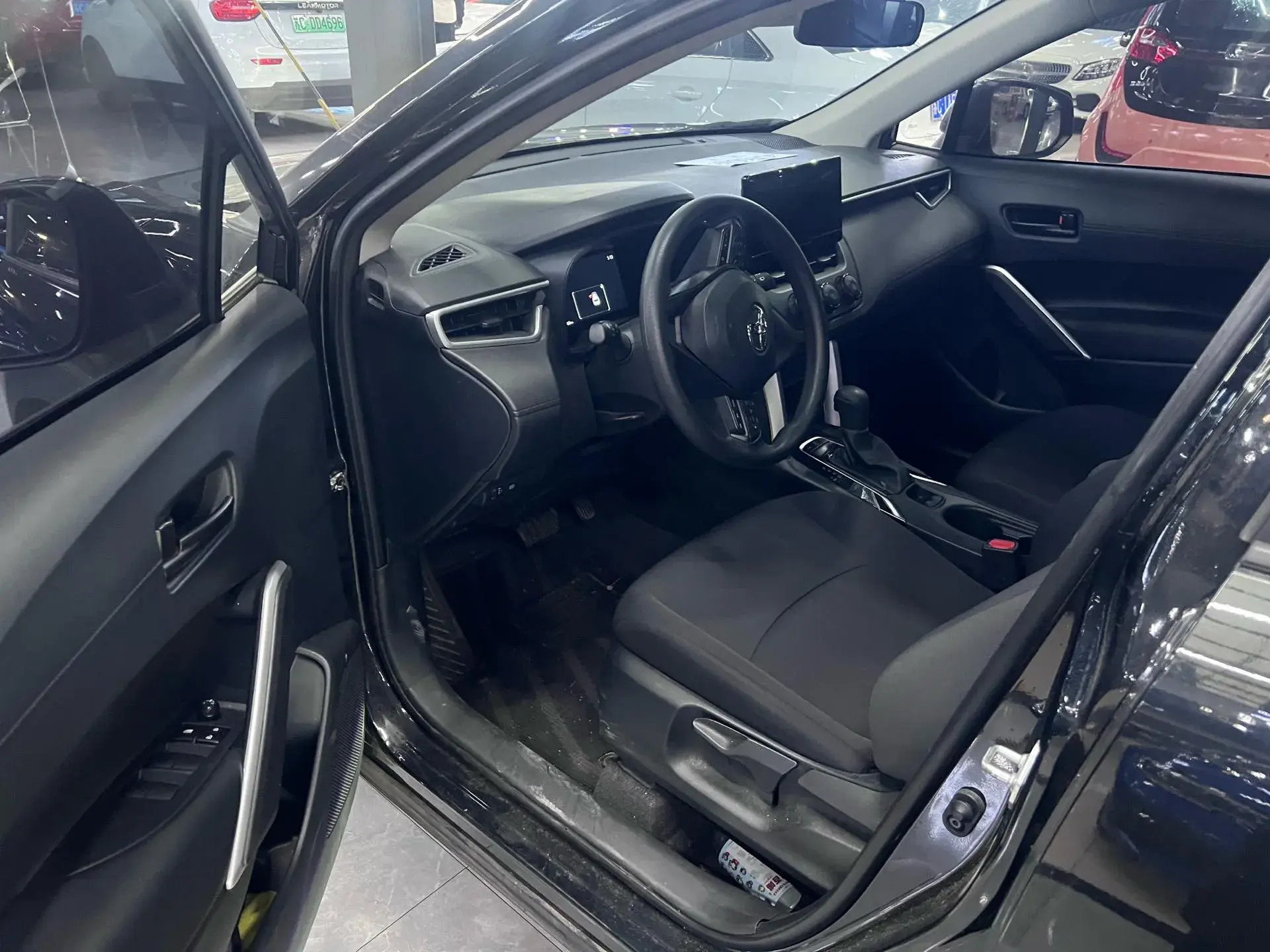 2023 TOYOTA COROLLA thumbnail 4