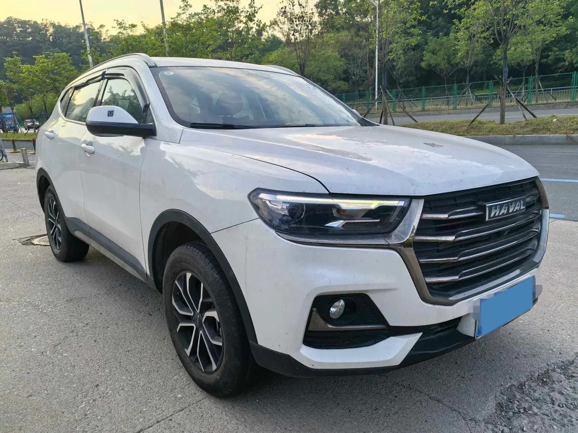 2021 HAVAL H6 thumbnail 3