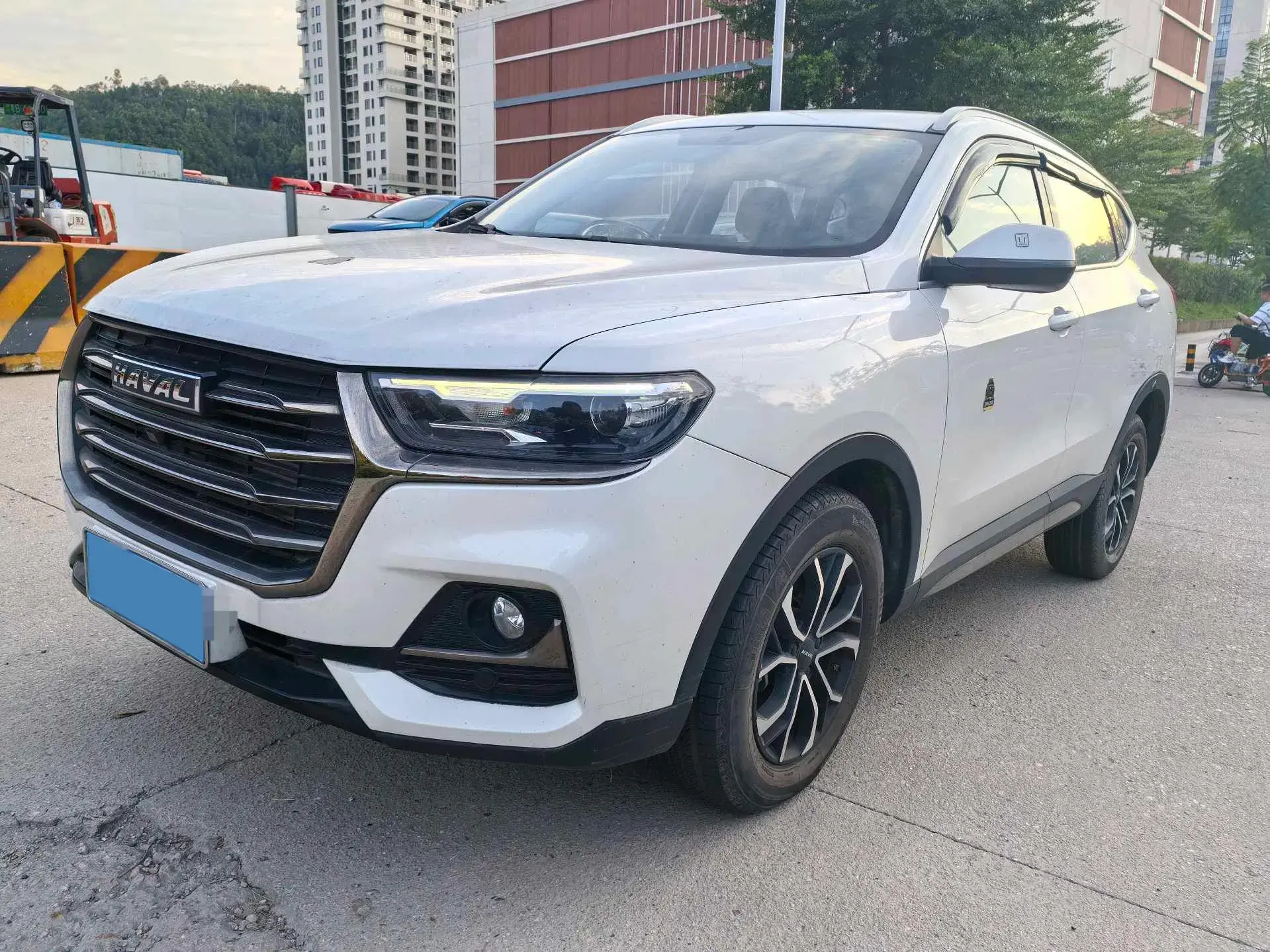 2021 HAVAL H6 view 1