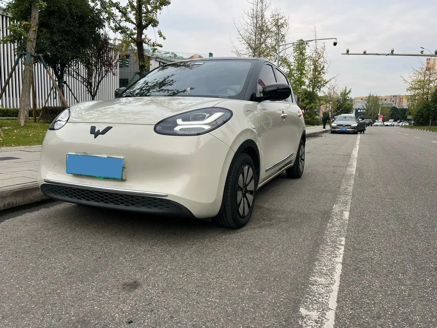2023 WULING BINGUO view 1