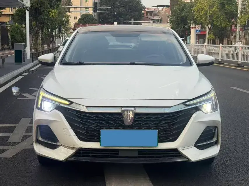 2021 ROEWE I6 thumbnail 2