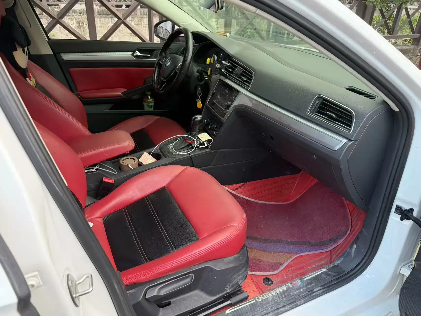 2019 VOLKSWAGEN LAMANDO thumbnail 3