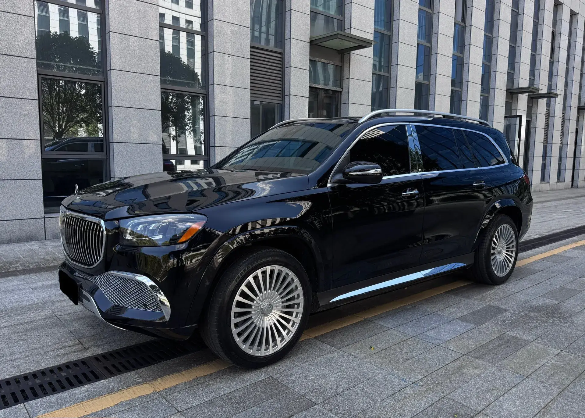 2020 MERCEDES-BENZ GLS view 1