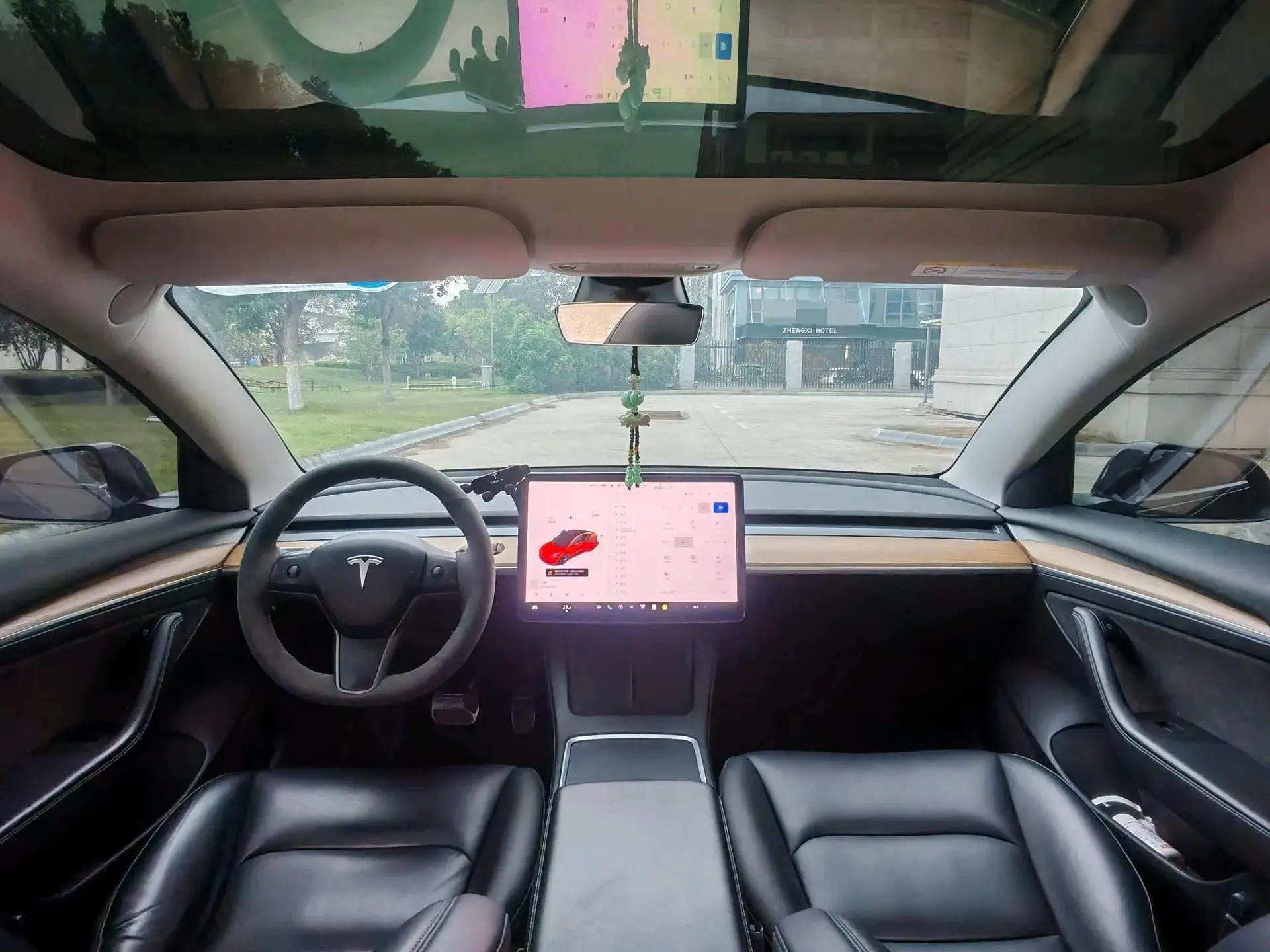 2021 TESLA MODEL thumbnail 4