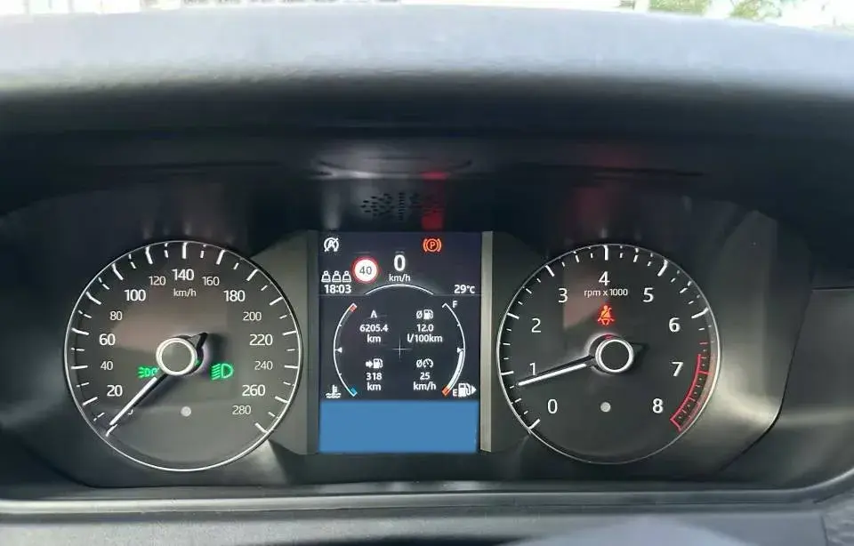 2019 LAND ROVER thumbnail 4